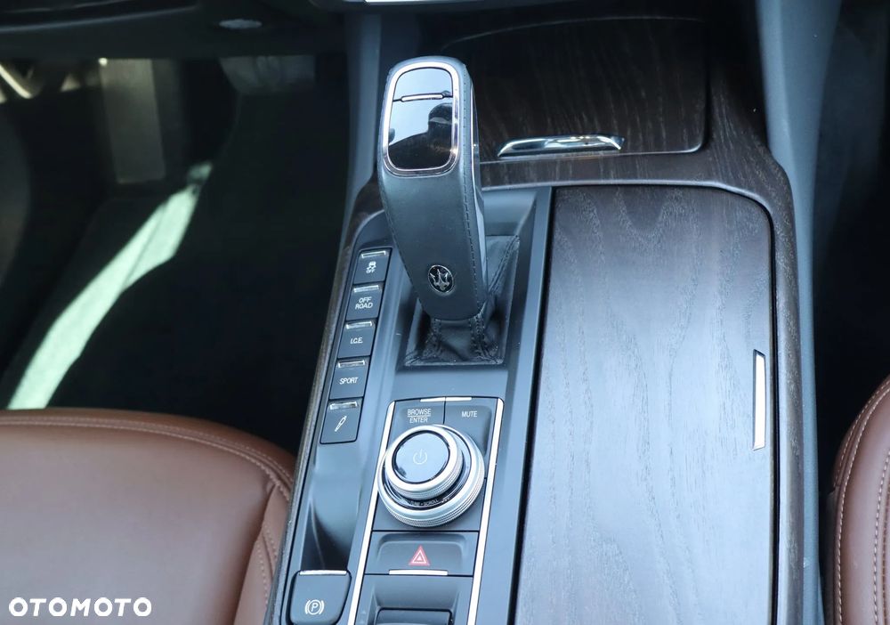 Maserati Levante S Q4 GranLusso - 25