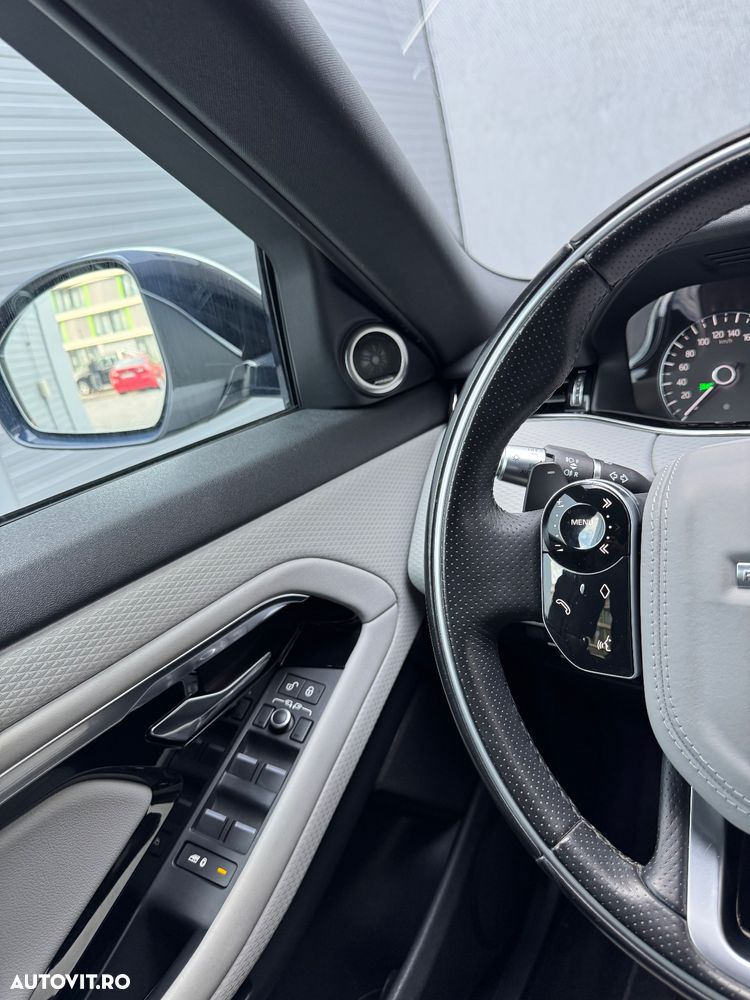 Land Rover Range Rover Evoque - 22