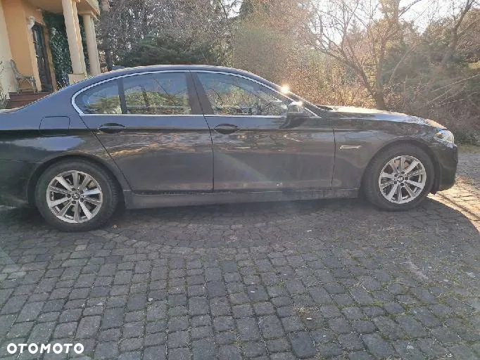 BMW Seria 5 530d xDrive - 2