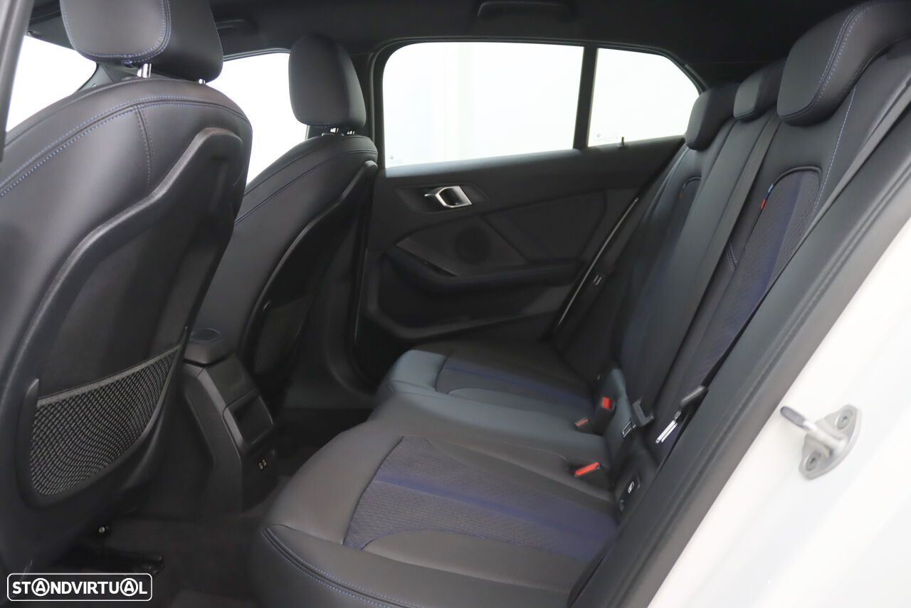 BMW 116 d Pack Desportivo M Auto - 5