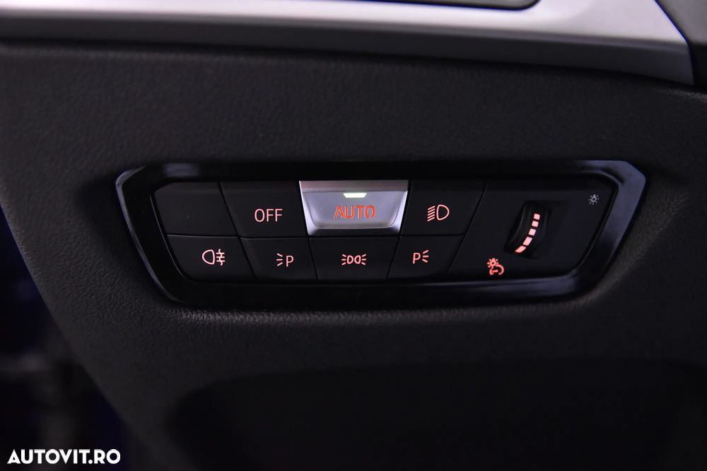 BMW Seria 3 318i Aut. - 16