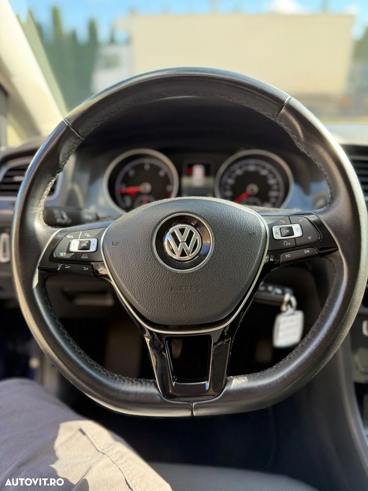 Volkswagen Golf 1.6 TDI Comfortline - 8