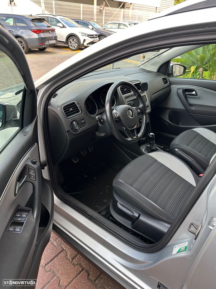 VW CrossPolo 1.2 TSi GPS - 13