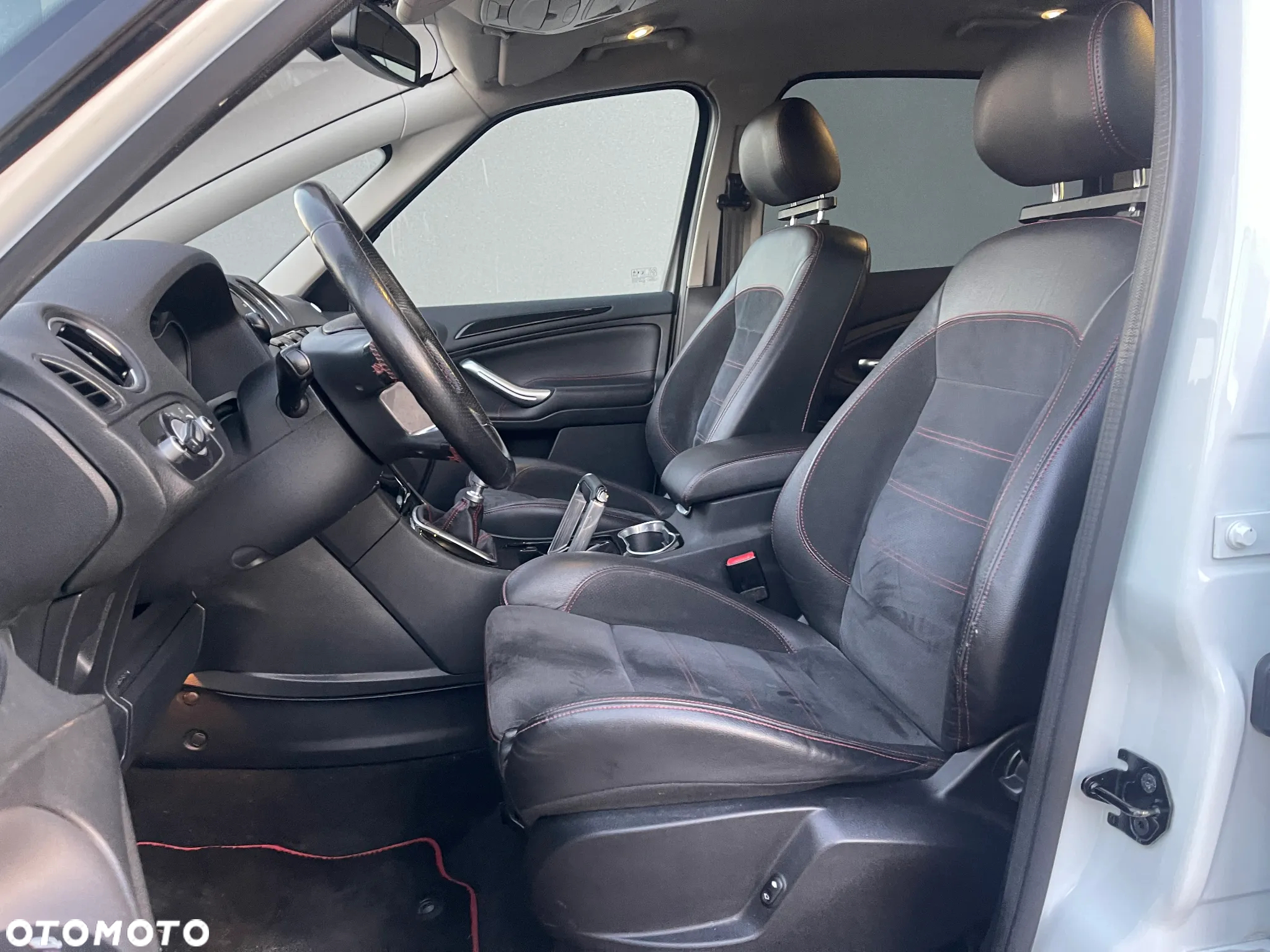 Ford S-Max - 20