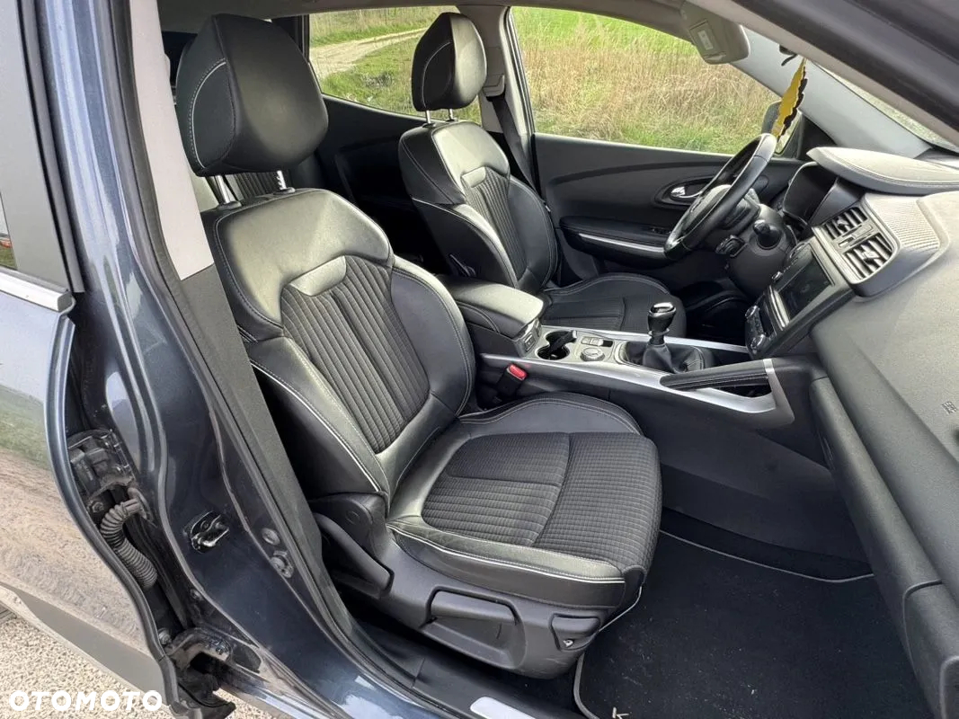 Renault Kadjar 1.6 dCi Energy Bose 4x4 - 16
