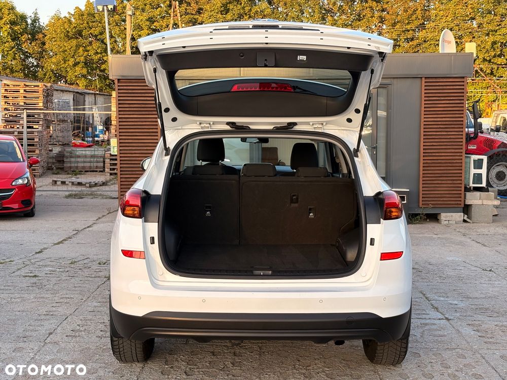 Hyundai Tucson 1.6 GDi 2WD Trend - 24