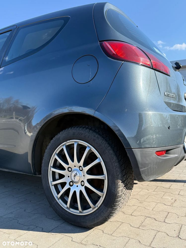 Mitsubishi Colt 1.3 Intense - 4