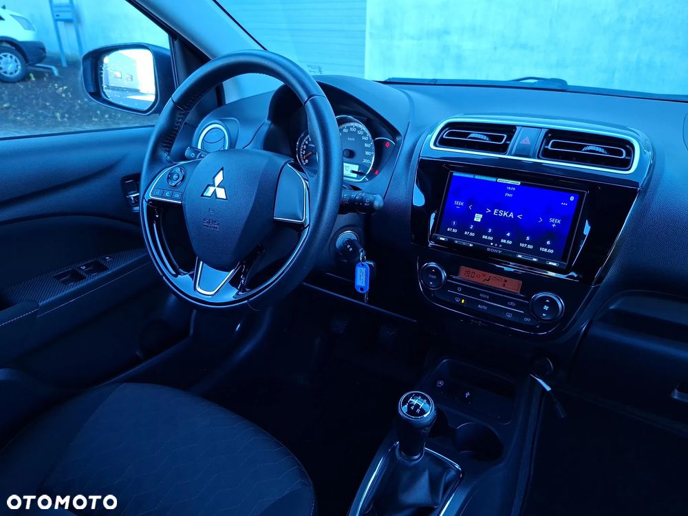 Mitsubishi Space Star 1.2 AS&G Intense - 28