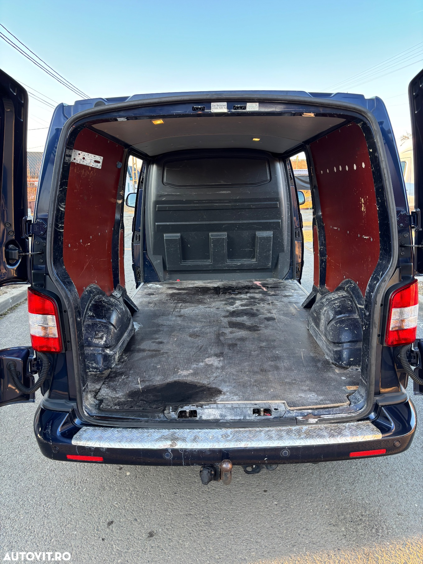 Volkswagen Transporter - 6