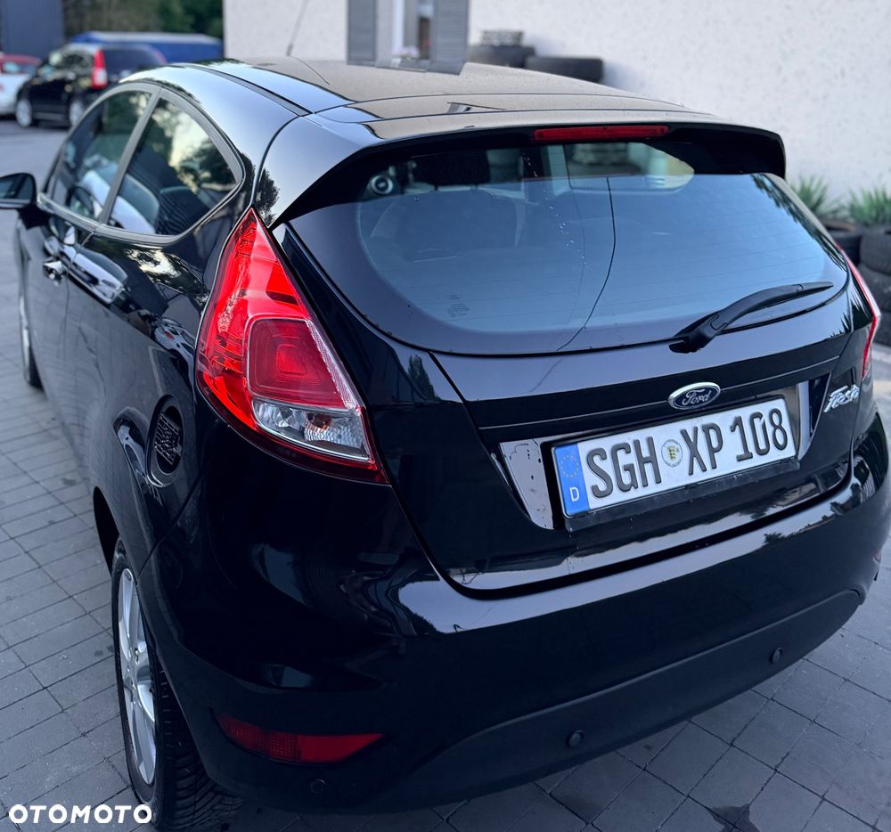 Ford Fiesta 1.25 Champions Edition - 24
