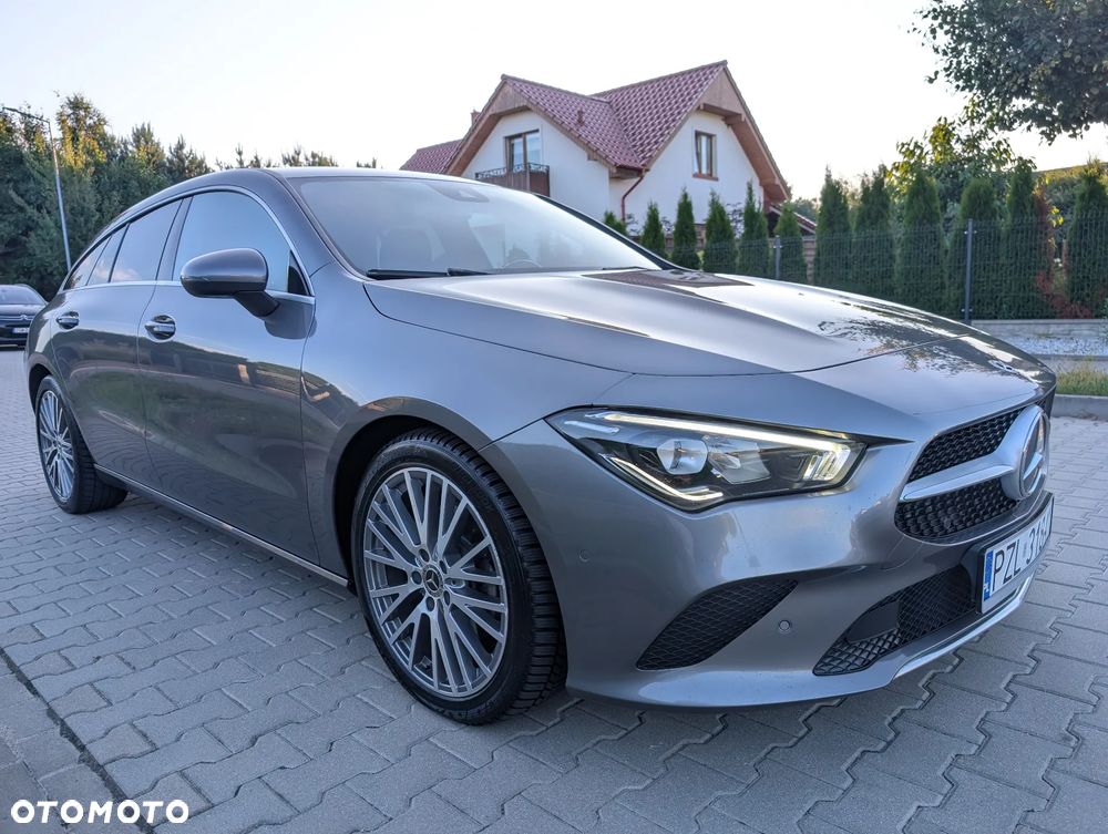 Mercedes-Benz CLA 200 d Progressive 8G-DCT - 4