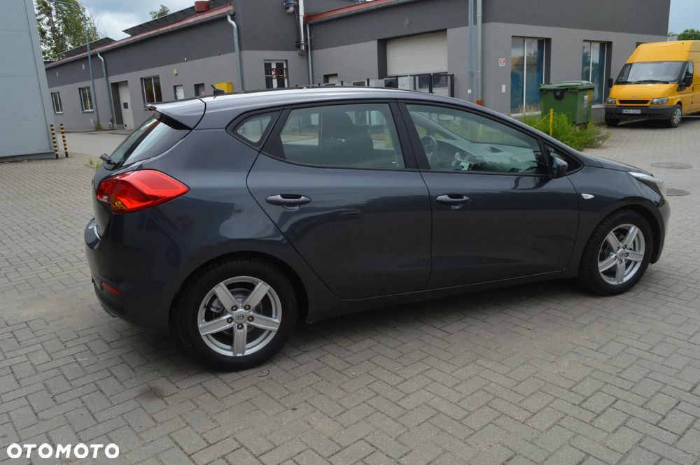 Kia Ceed 1.4 Business Line - 10