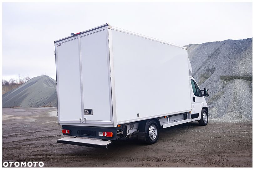 Opel Movano - 12
