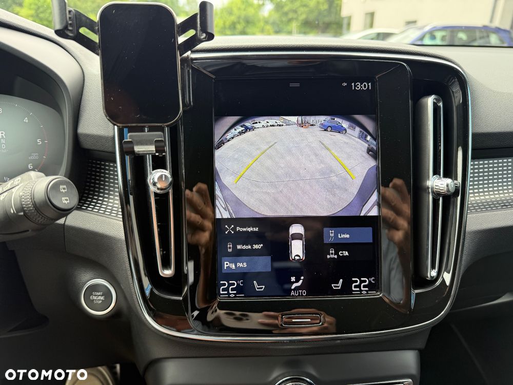 Volvo XC 40 D4 AWD R-Design - 16