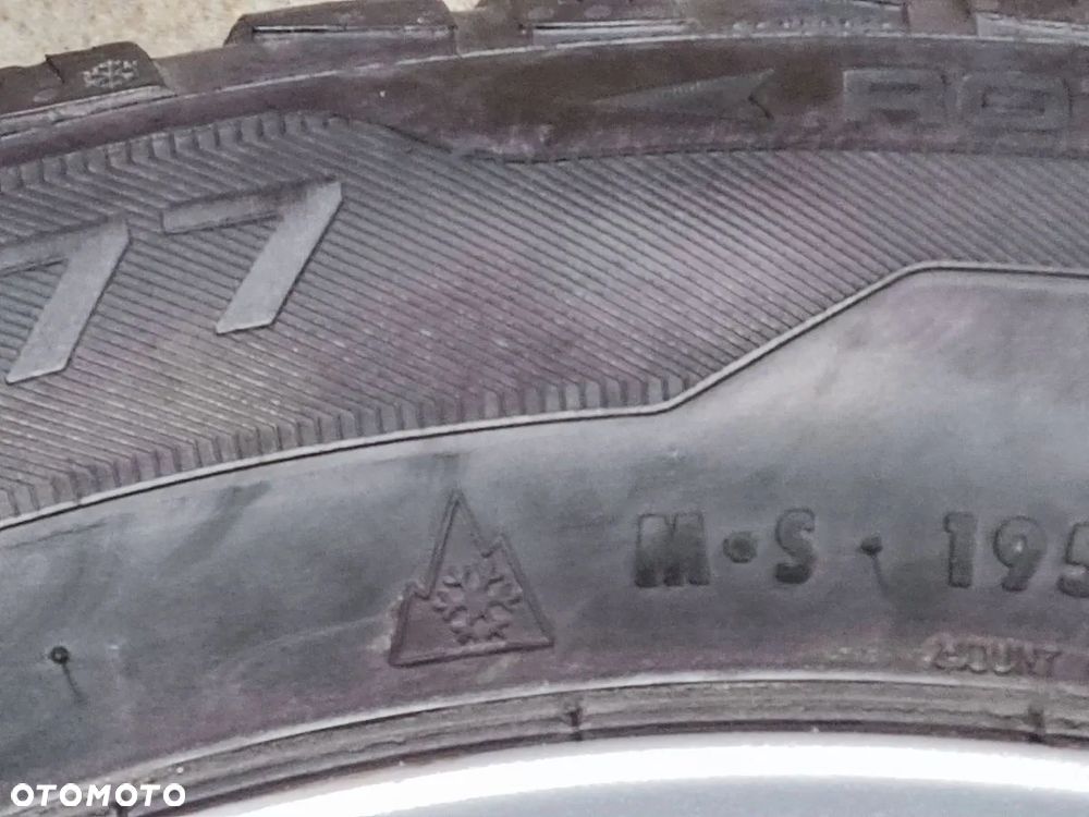 Skoda Octavia Koło z Opona Zimowa 195/60 R16 - 4