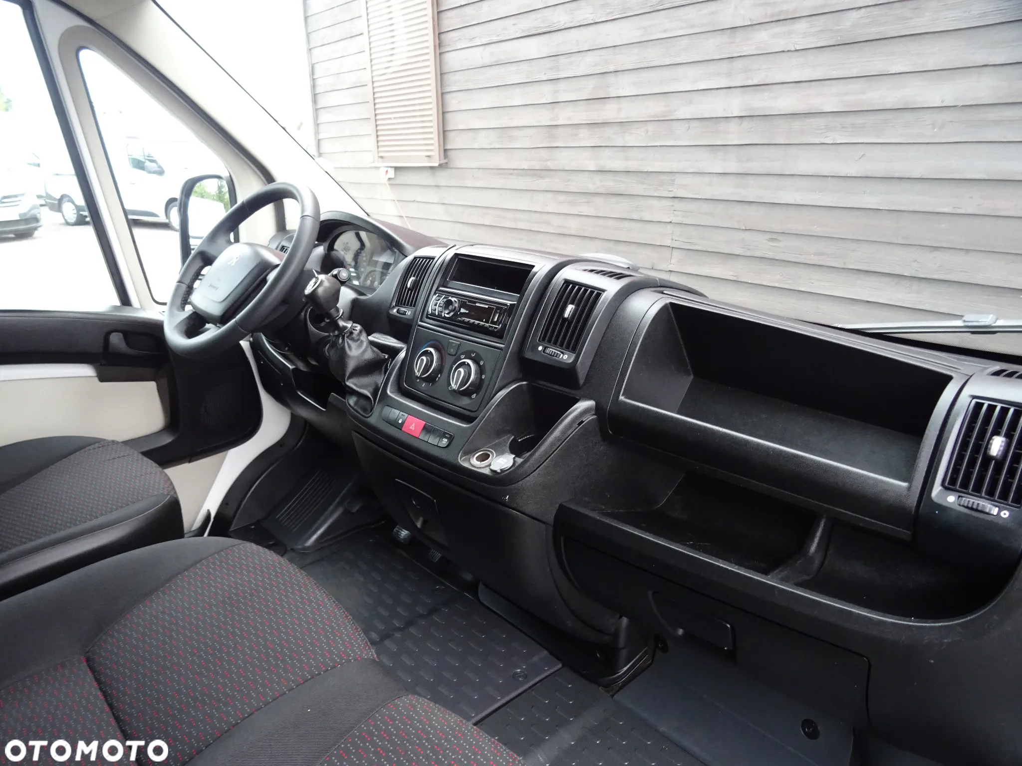 Peugeot BOXER - 14