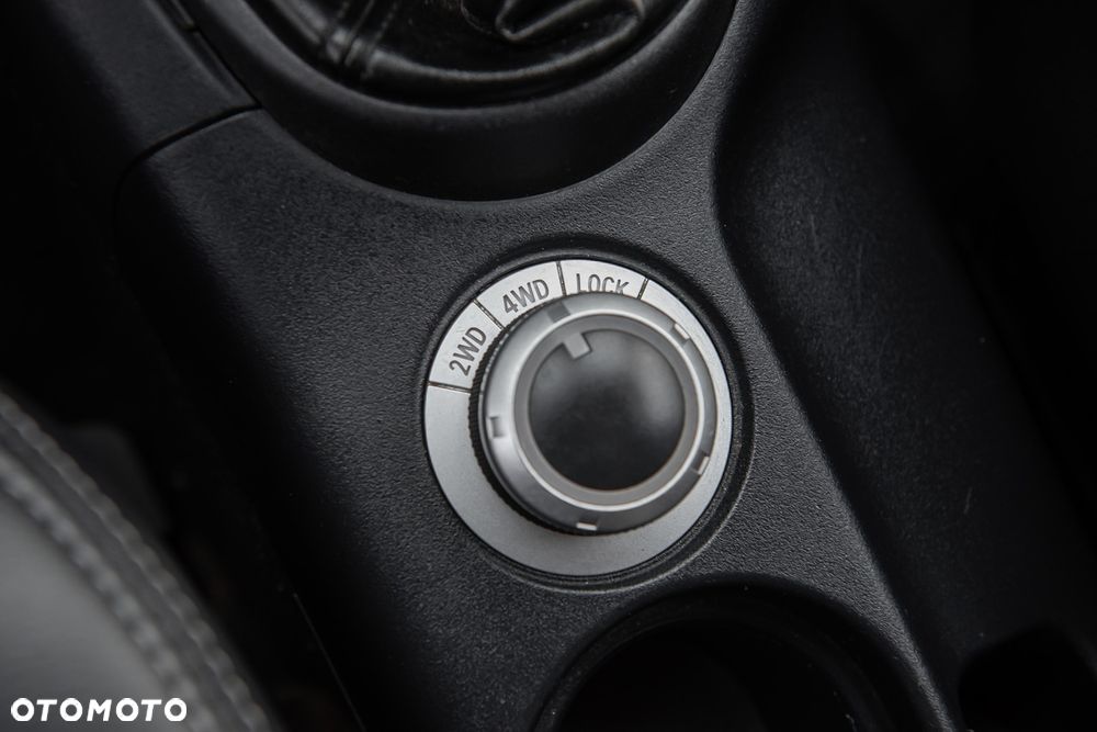 Citroën C-Crosser 2.2 HDi Exclusive - 8