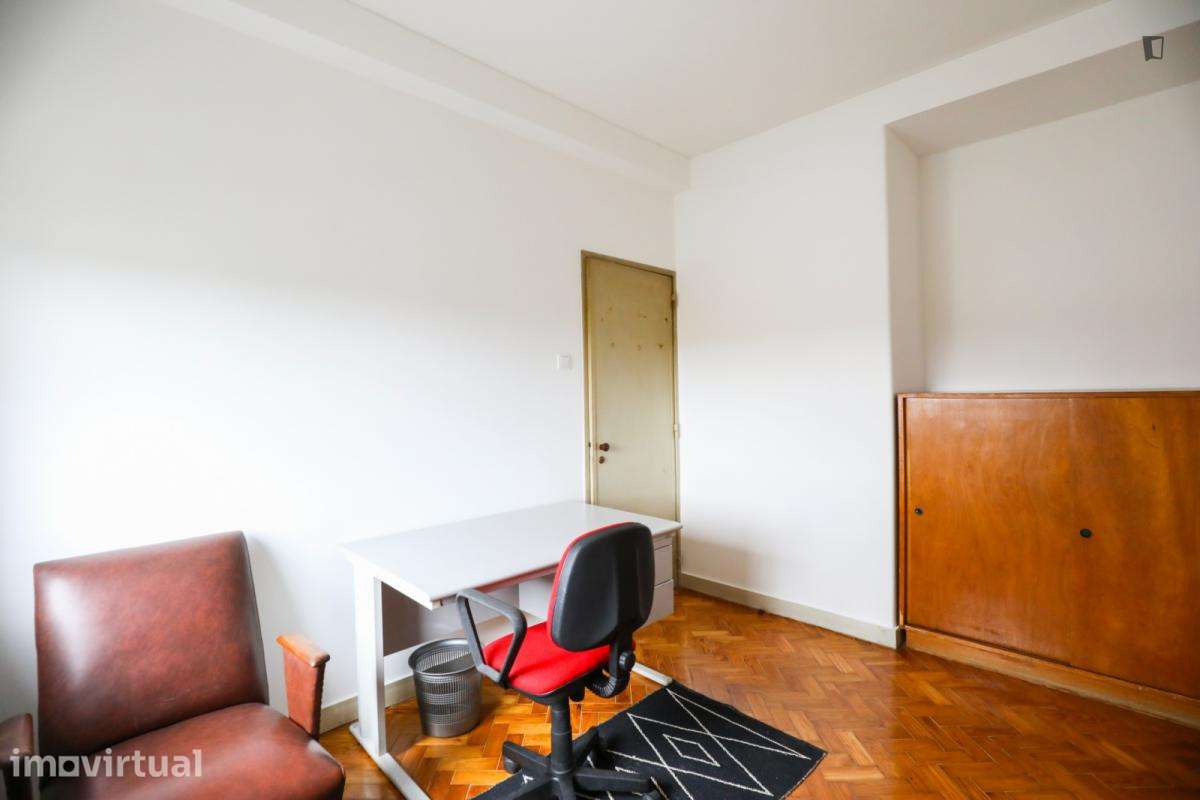 Quarto - localizado em Olivais Lisbon - Grande imagem: 5/21