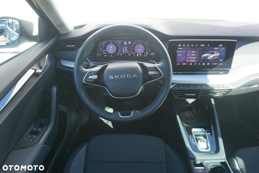 Skoda Octavia 1.5 TSI mHEV Selection DSG - 16