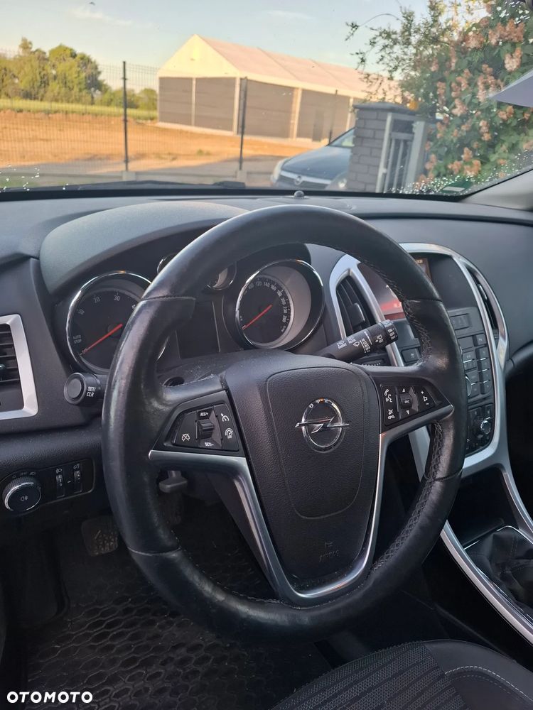 Opel Astra - 9