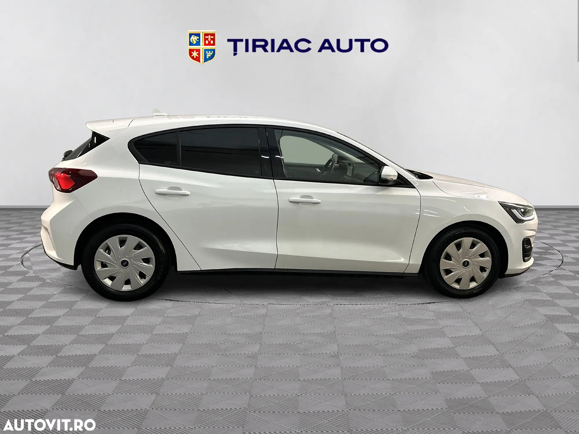 Ford Focus - 6
