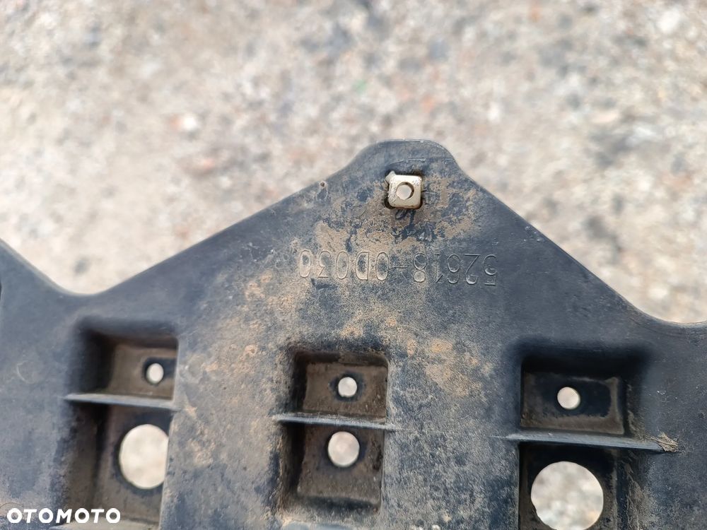 OSŁONA DOLNA PŁYTA POD ZDERZAK 52618-0D030 TOYOTA YARIS III - 4