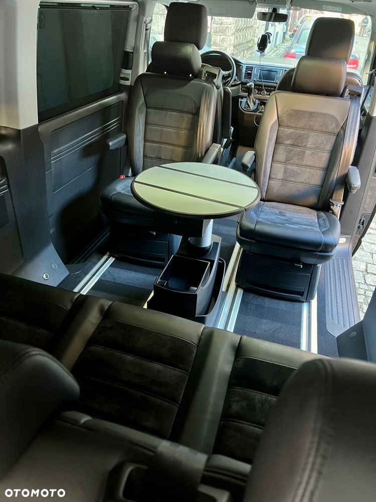 Volkswagen Multivan - 34
