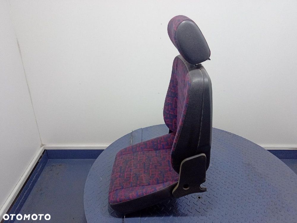 MERCEDES VITO W638 FOTEL TYŁ PRAWY TYLNY 2 II RZĄD - 2