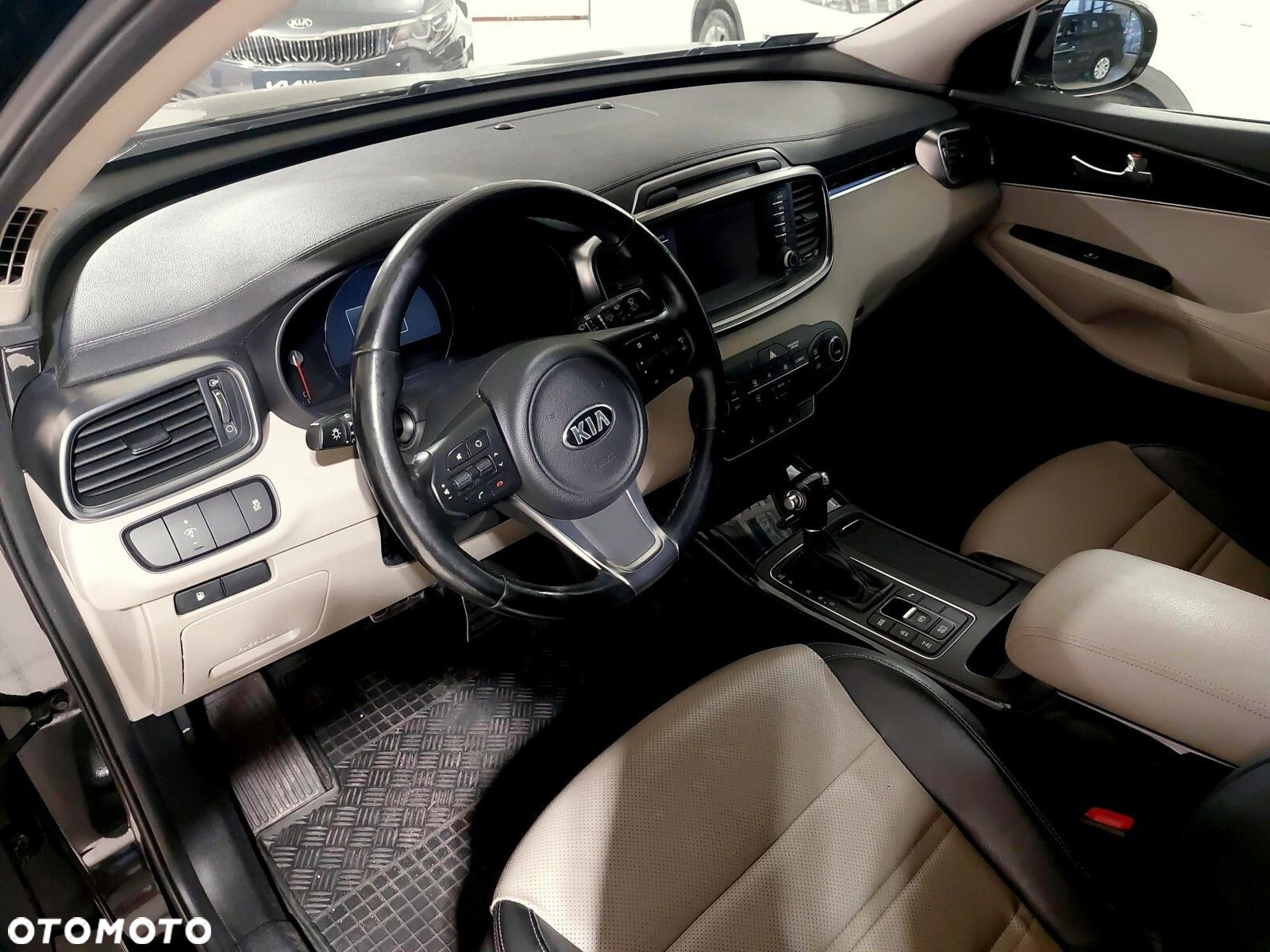 Kia Sorento 2.0 CRDI L - 9