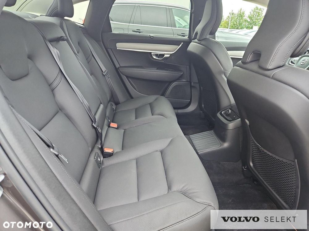 Volvo S90 T8 AWD Plug-In Hybrid Plus Dark - 13