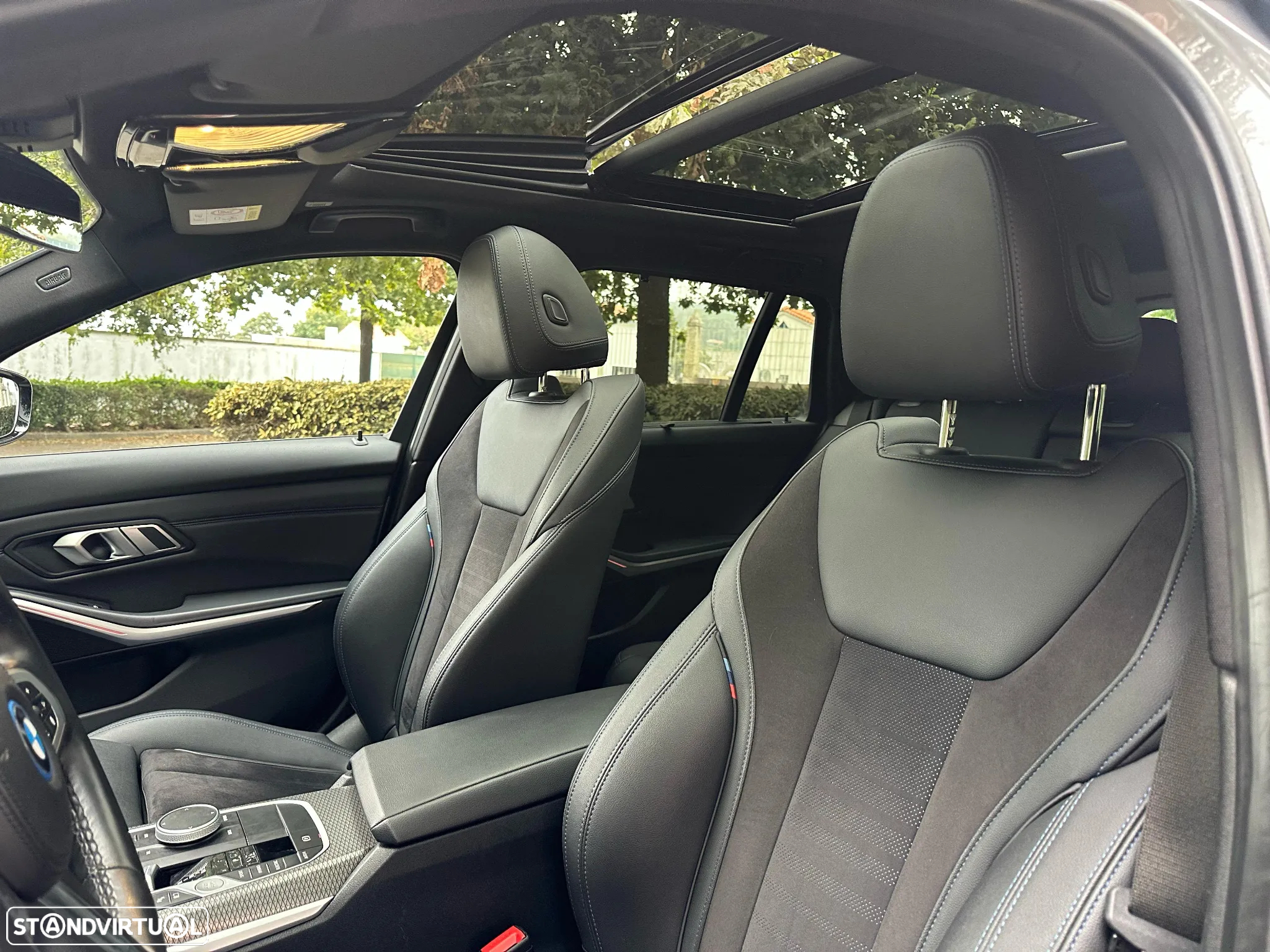 BMW 330 e Touring Pack Desportivo M Auto - 9