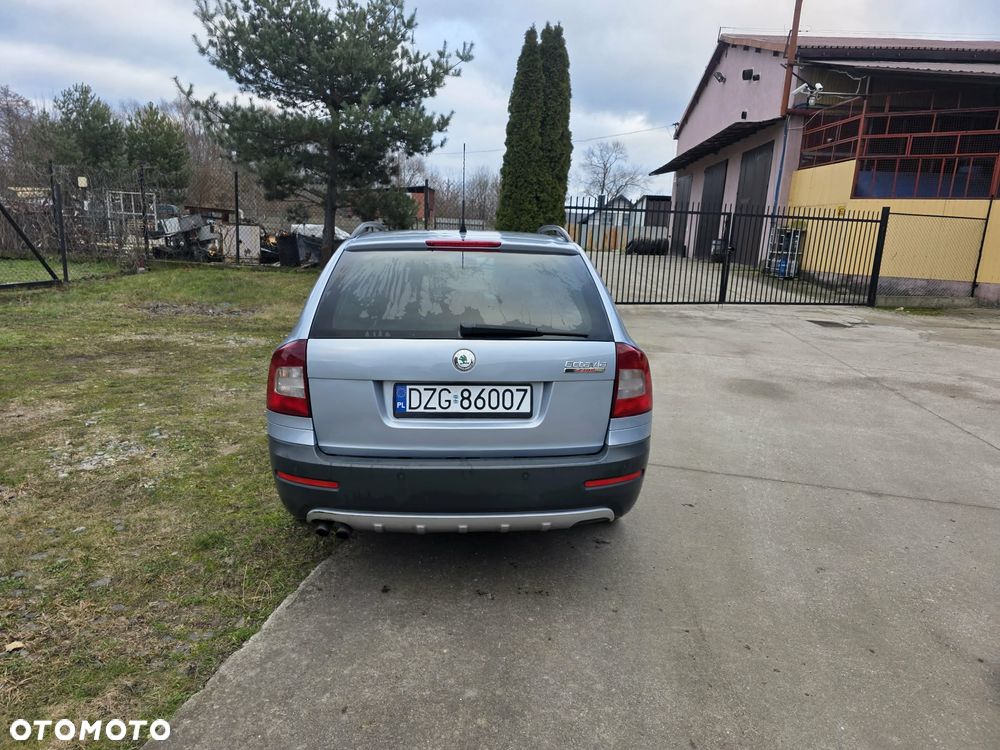 Skoda Octavia 1.8 TSI Scout 4x4 - 5