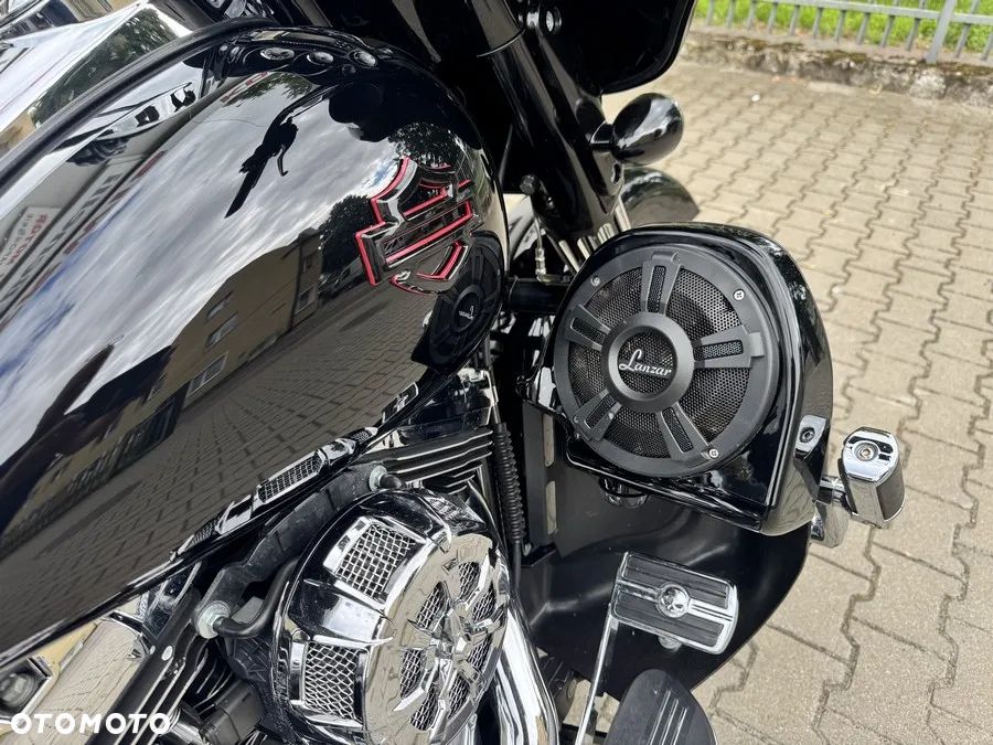 Harley-Davidson Touring Street Glide - 8
