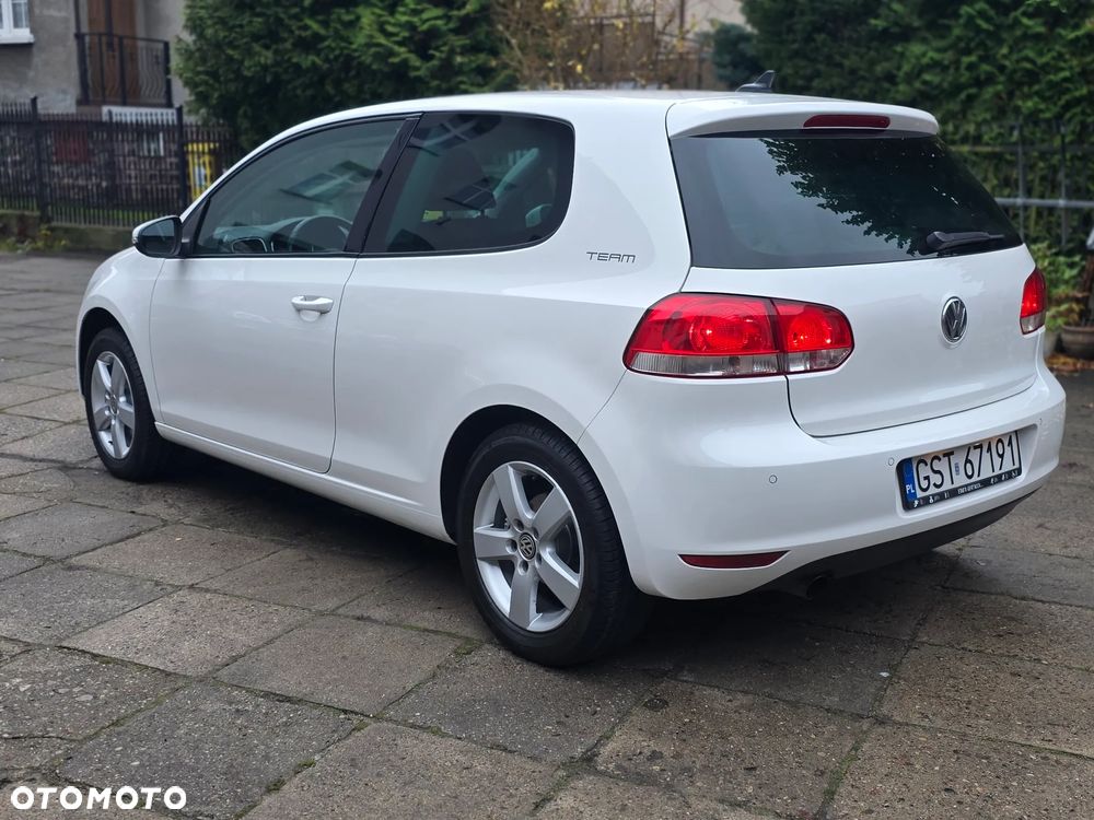 Volkswagen Golf 1.6 TDI DPF BlueMotion Technology Team - 5