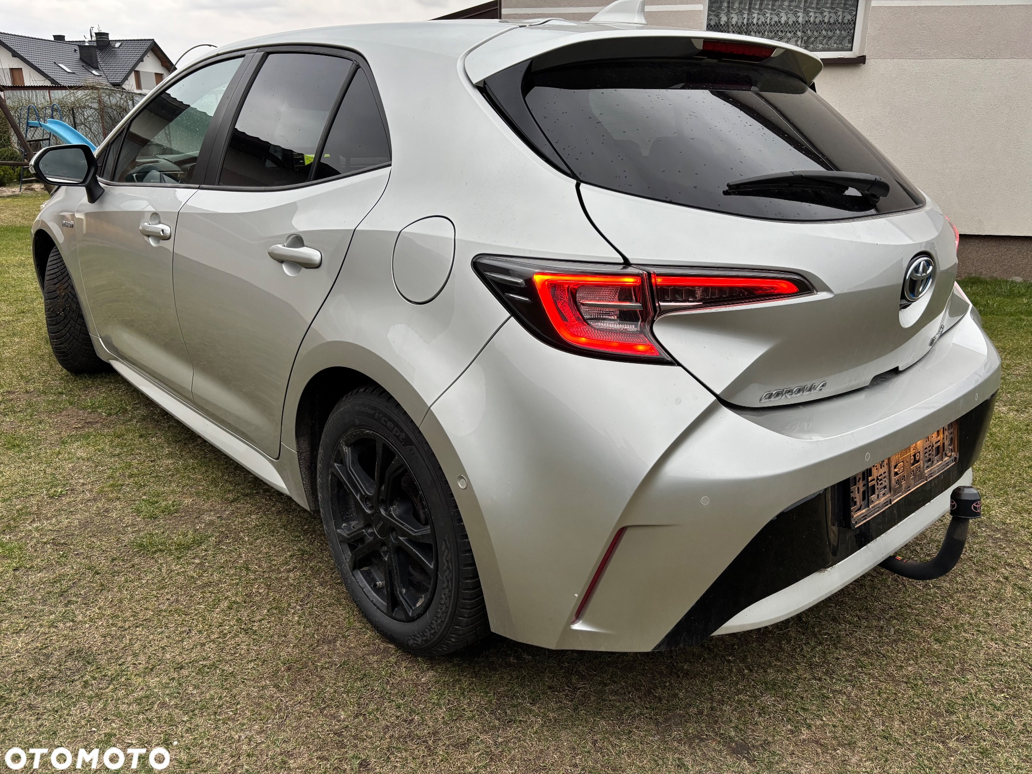 Toyota Corolla 1.8 Hybrid Club - 3