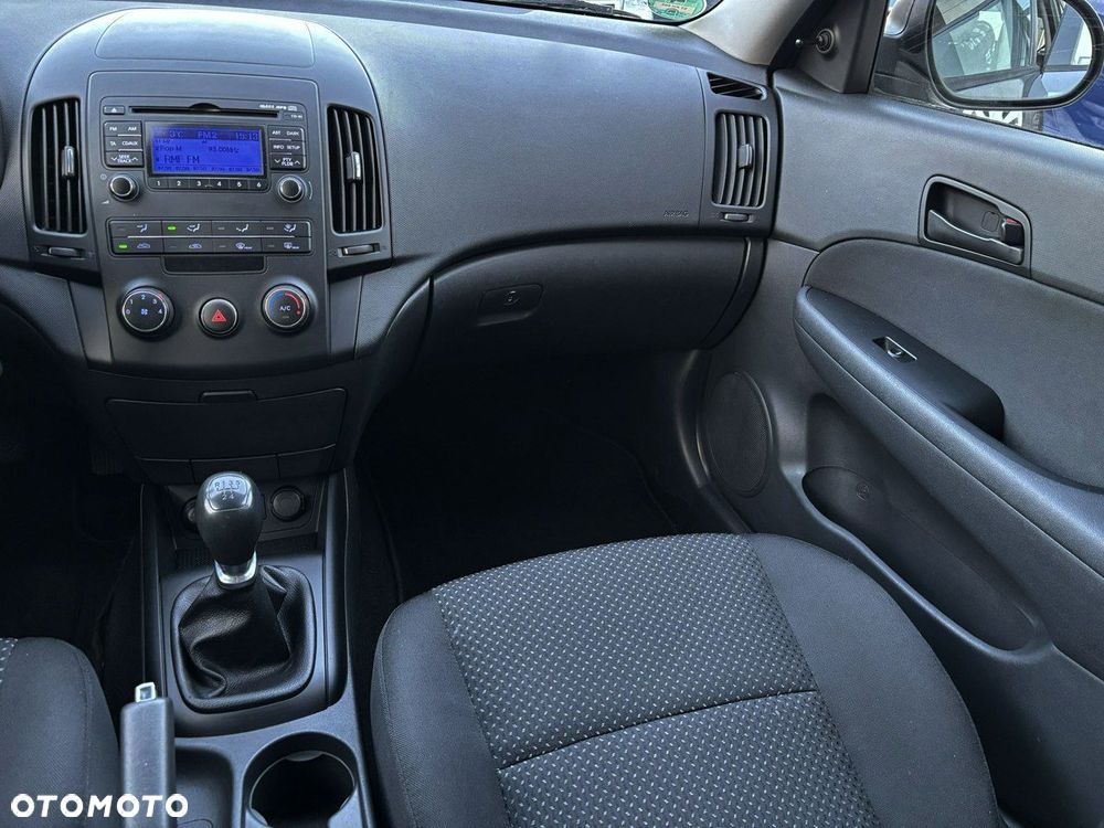 Hyundai i30 1.4 Comfort EU5 - 26