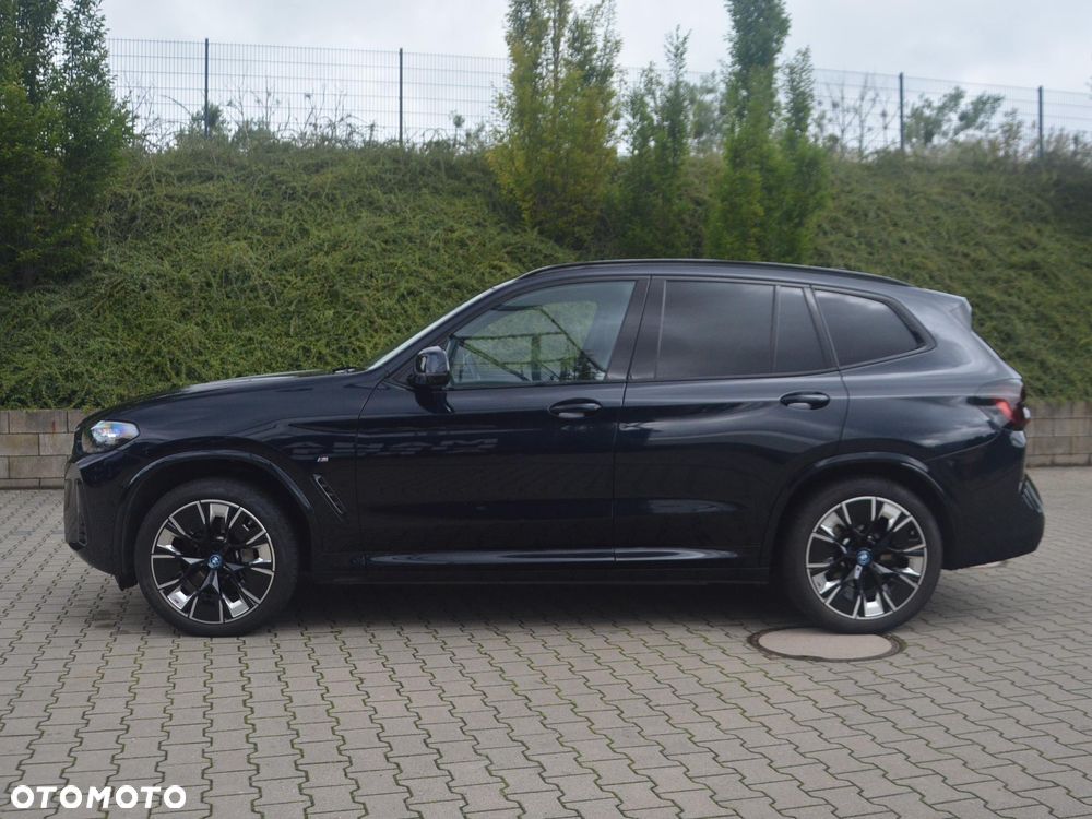 BMW iX3 Impressive - 3