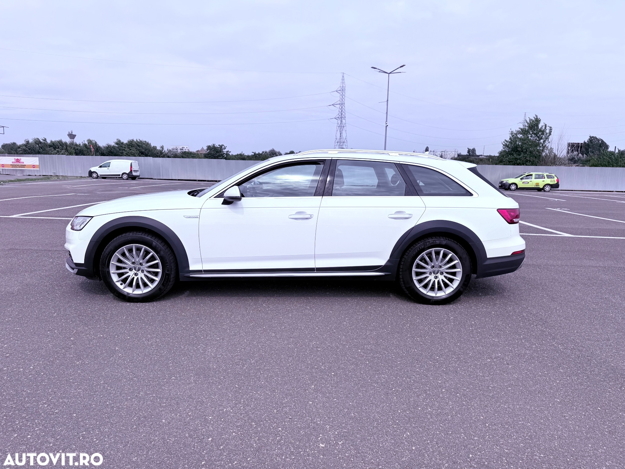 Audi A4 Allroad 2.0 TDI Quattro S tronic - 13