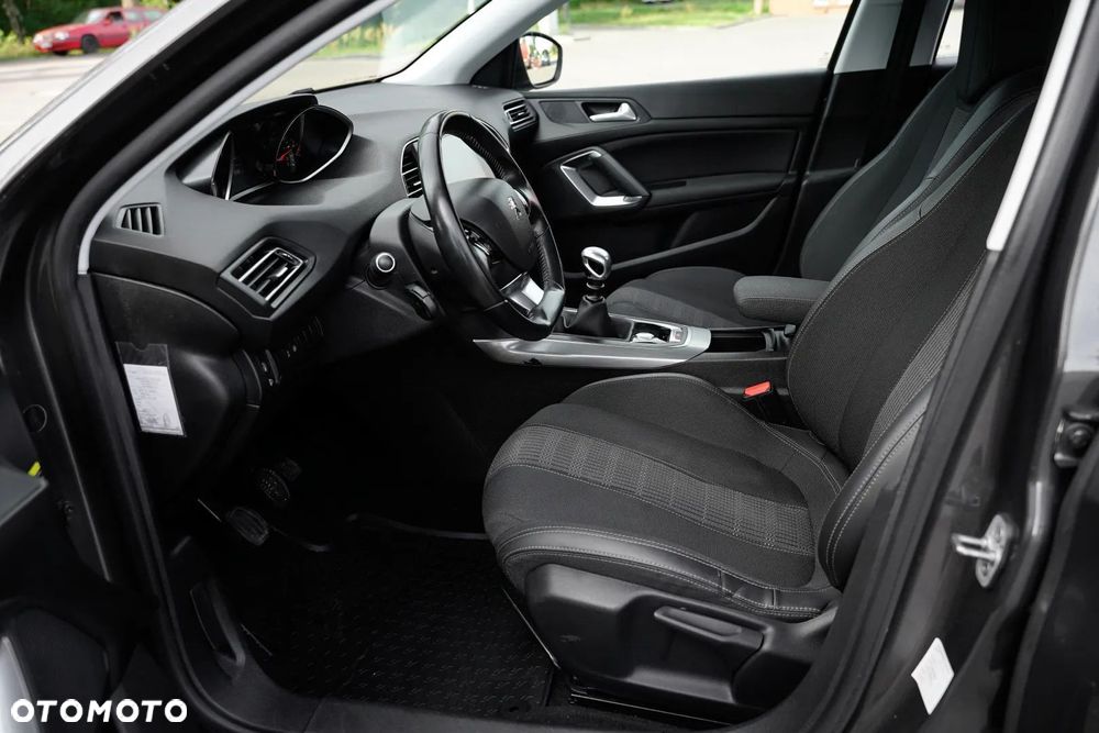 Peugeot 308 BlueHDi 130 Stop & Start Allure - 15