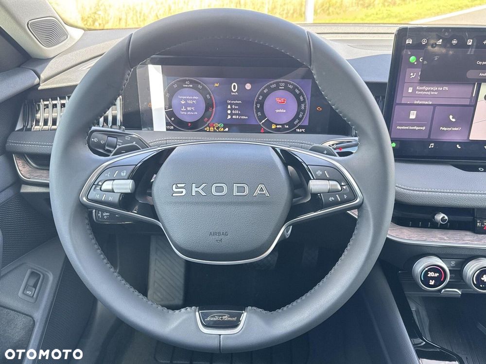 Skoda Superb 2.0 TSI 4x4 L&K DSG - 17