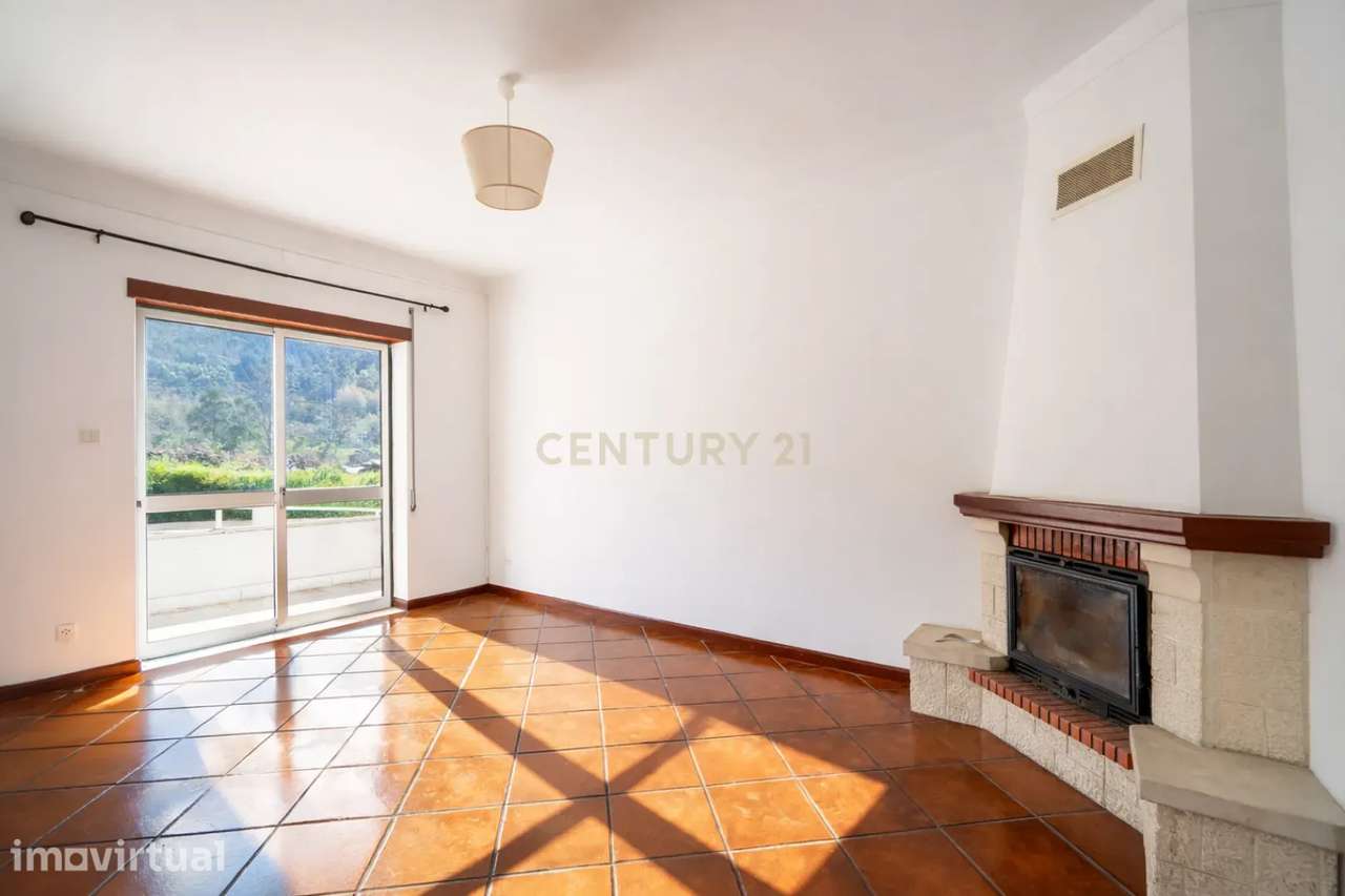 Moderno T2+1 com 2 casas de banho na Lousã, Coimbra - Grande imagem: 2/26