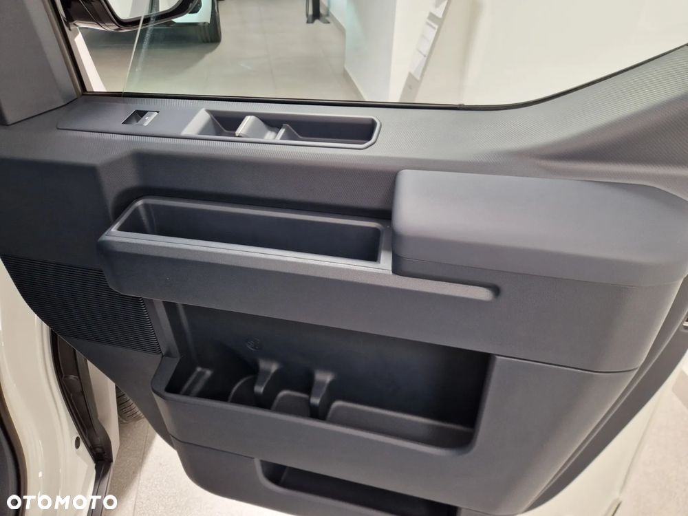 Kia PV5 - 15