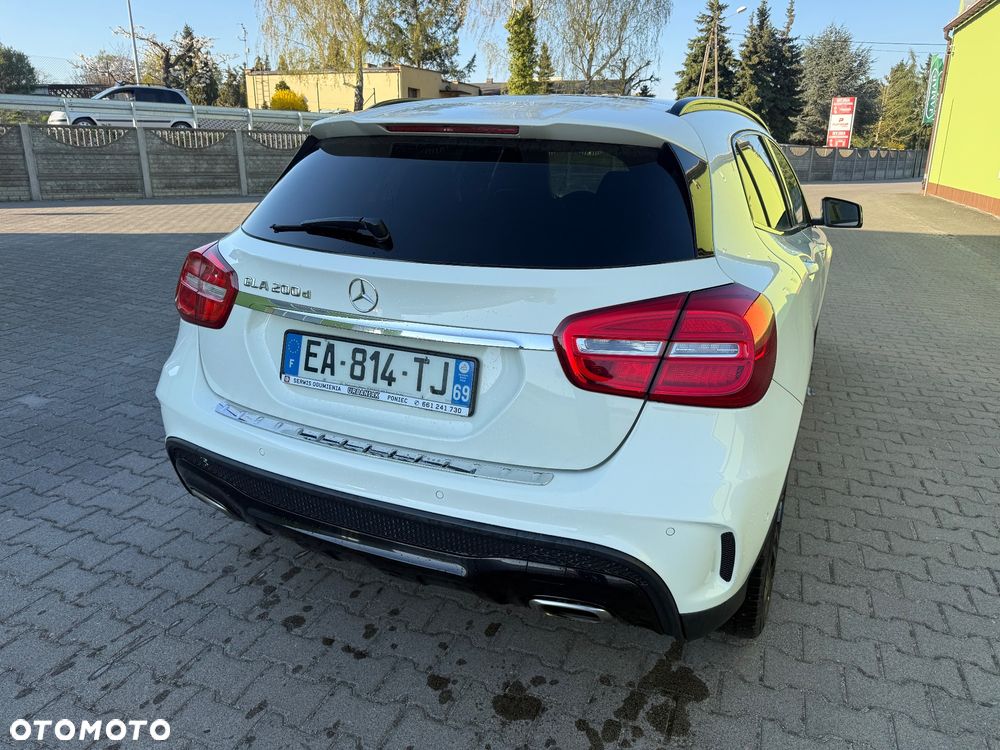 Mercedes-Benz GLA 200 (CDI) d 7G-DCT AMG Line - 7