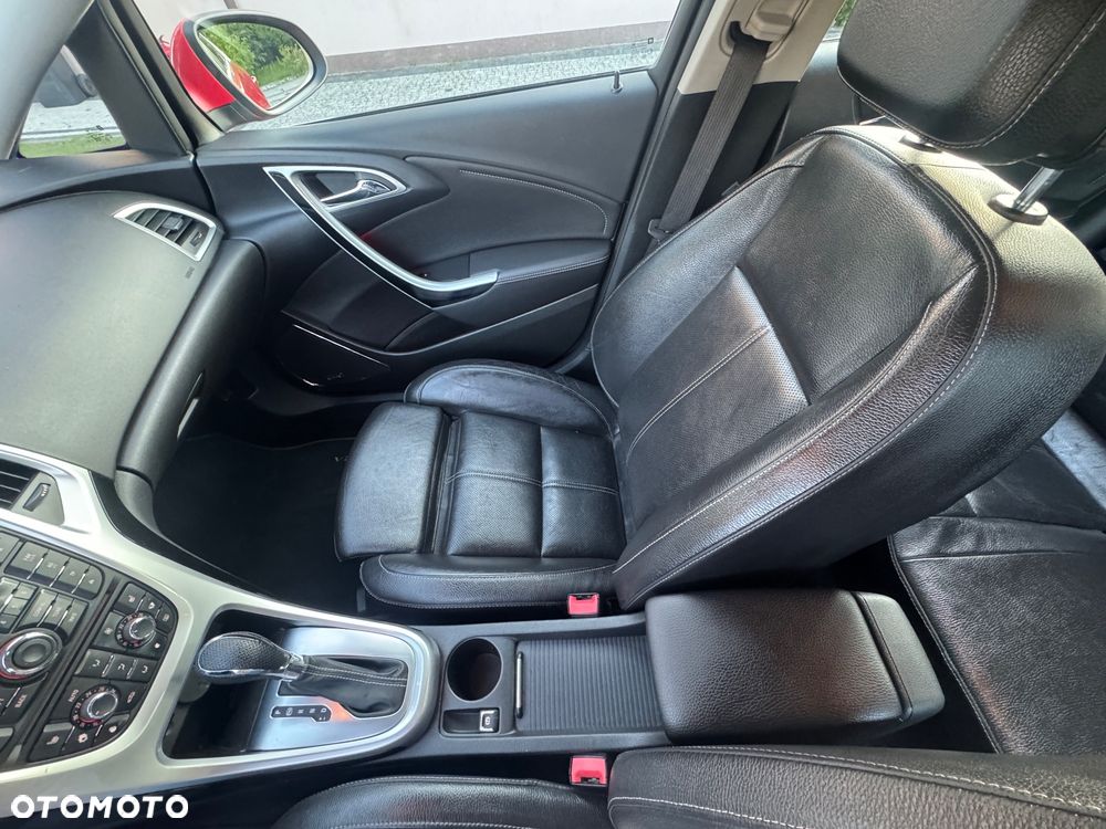 Opel Astra 1.6 T Cosmo - 5