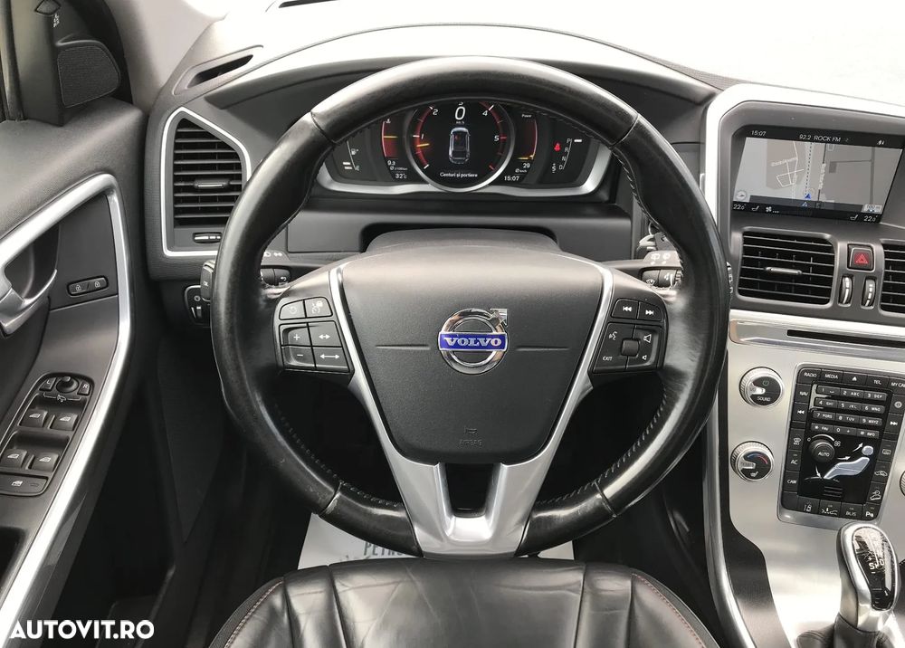 Volvo XC 60 D5 AWD Aut. Ocean Race - 17