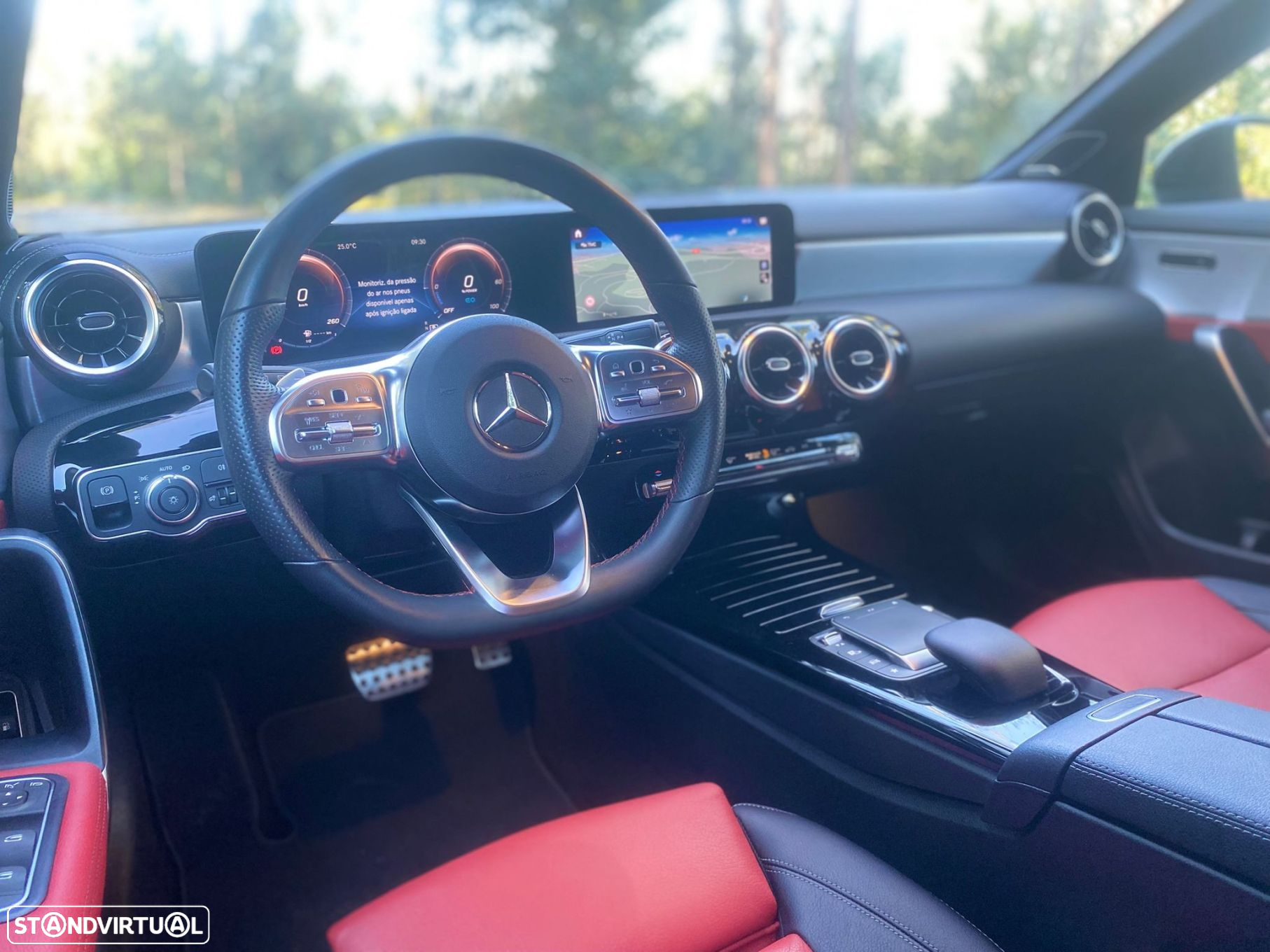 Mercedes-Benz CLA 250 e Shooting Brake AMG Line - 18