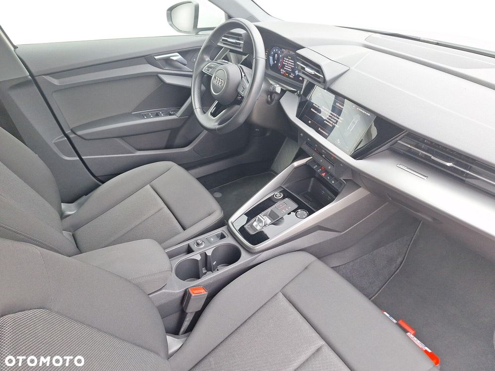 Audi A3 Sportback - 10