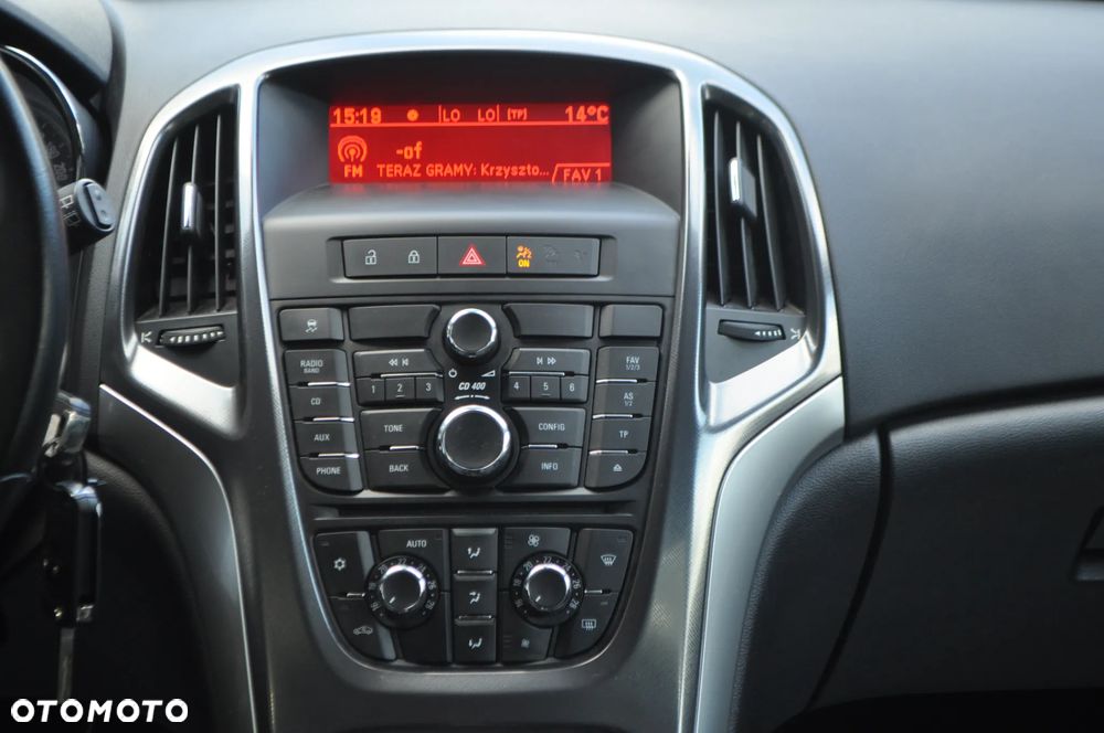Opel Astra 1.4 T Cosmo - 25
