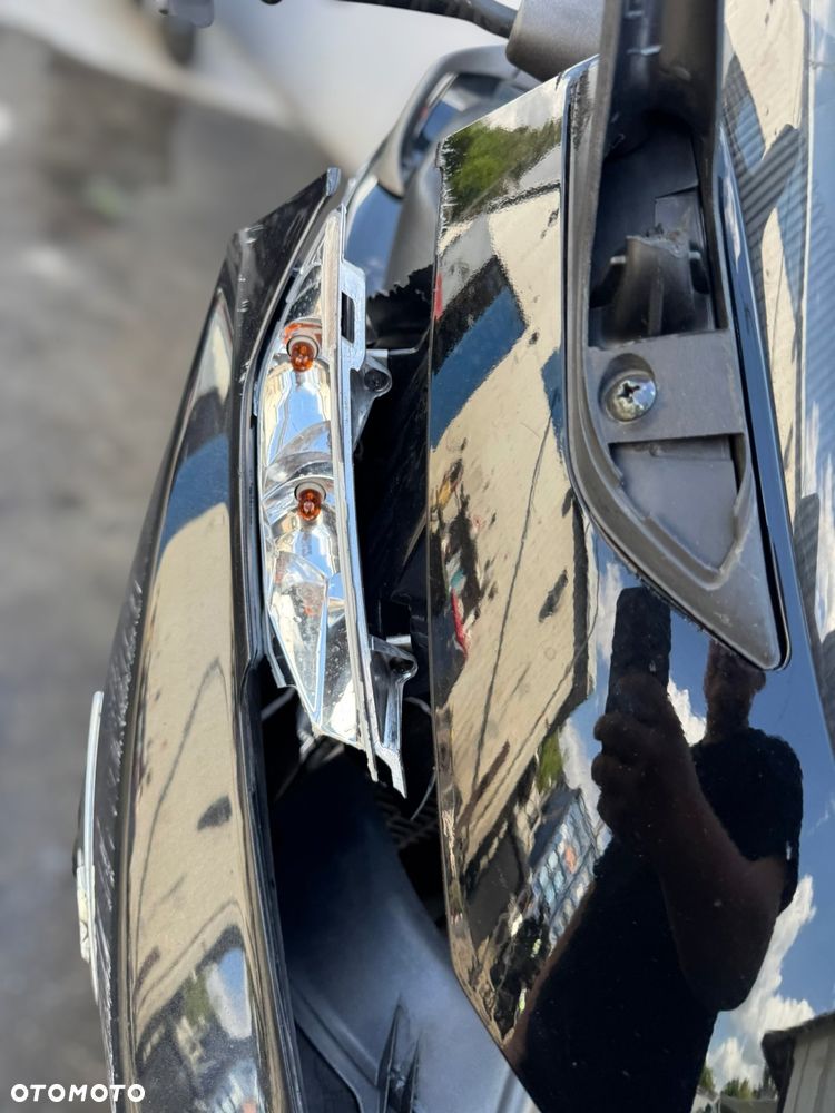 Piaggio X8 - 26