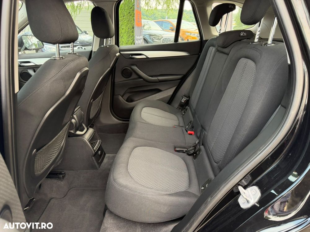 BMW X1 sDrive18d AT - 14